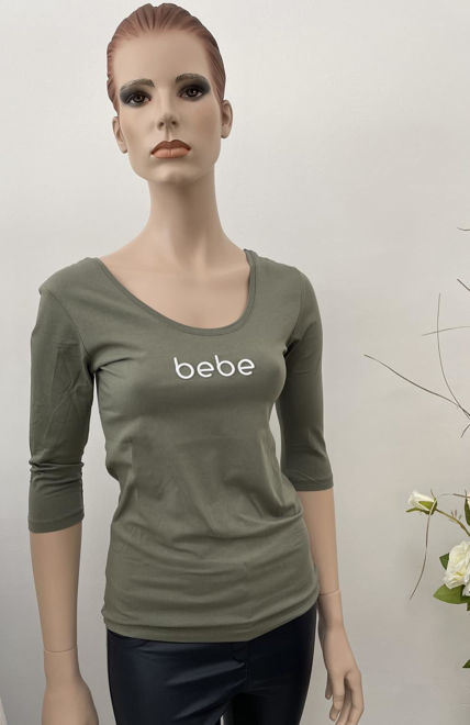 Kép: BEBE Keki Fehér Feliratos 3/4-es Ujjú Kerek Nyakú Pamut Felső