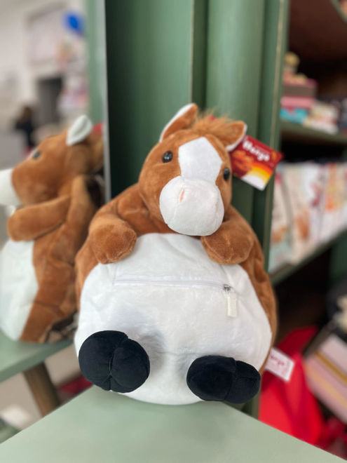 Kép: Plüss Lovas Hátizsák