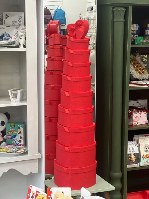 Kép: Szív formájú ajándék dobozok 22cm