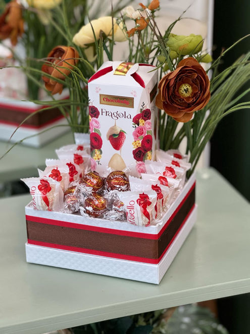 Kép: Fragola Fehér Virágos Ajándék Box