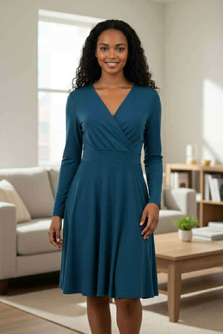 Kép: Mélykék Átlapolt Ruha