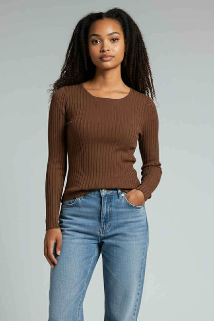 Kép: Barna Kereknyakú Kötött Felső