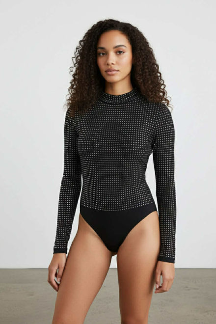 Kép: Fényes Strasszköves Body